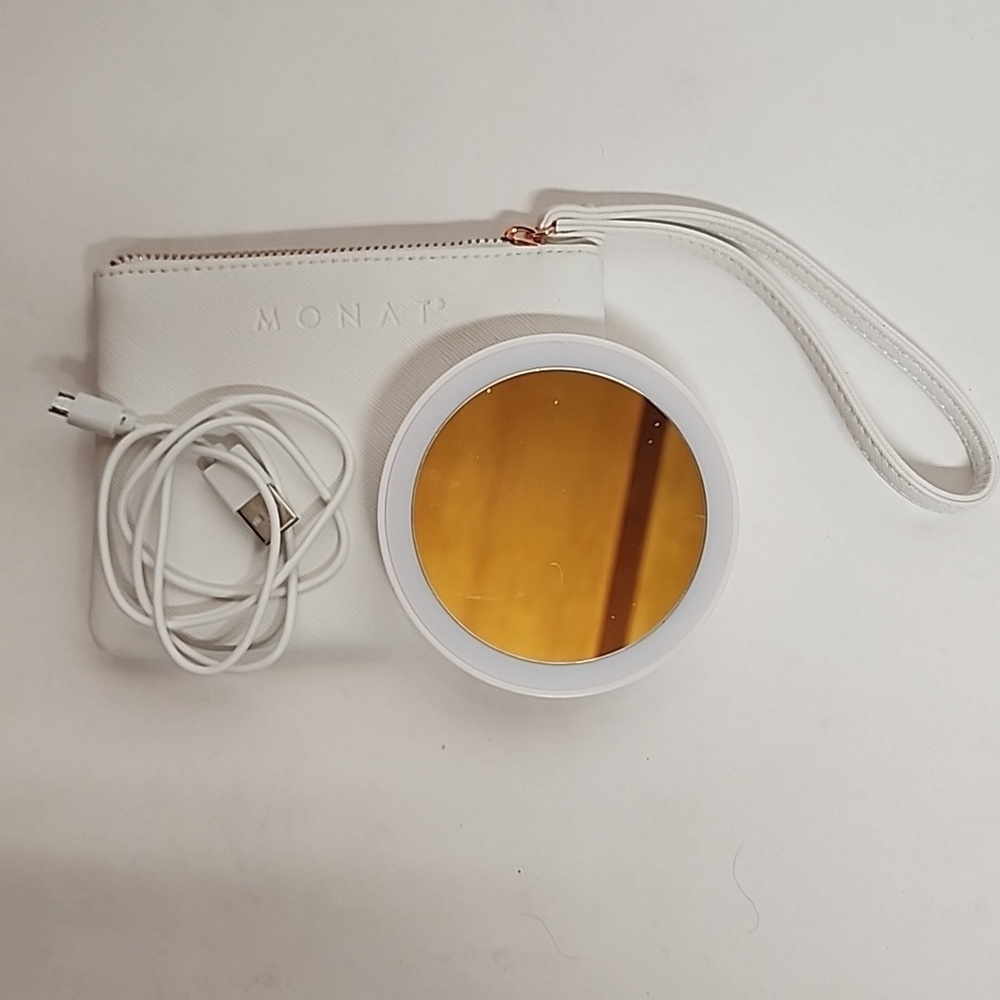 Monat White Wristlet Pouch and Mirror Device Set With Charger - Picture 2 of 7